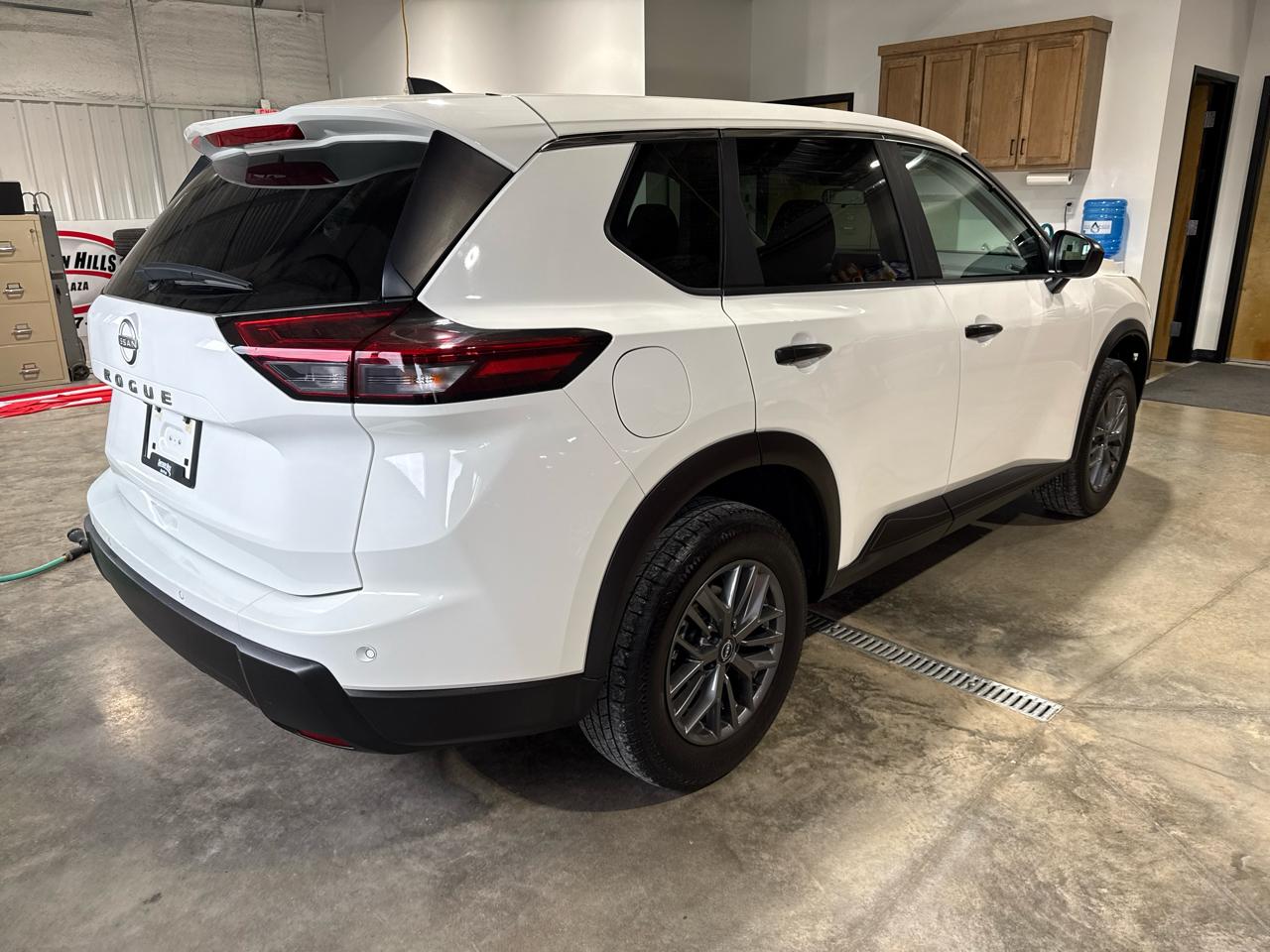 Nissan Rogue S 4D SUV FWD 2024