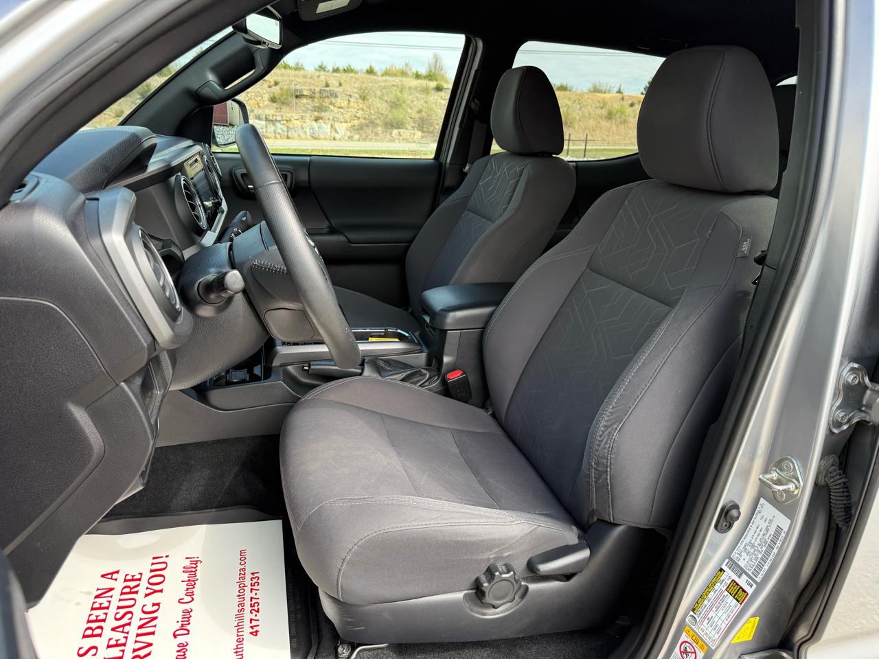 Toyota Tacoma SR Dbl Cab 4WD V6 at 2018