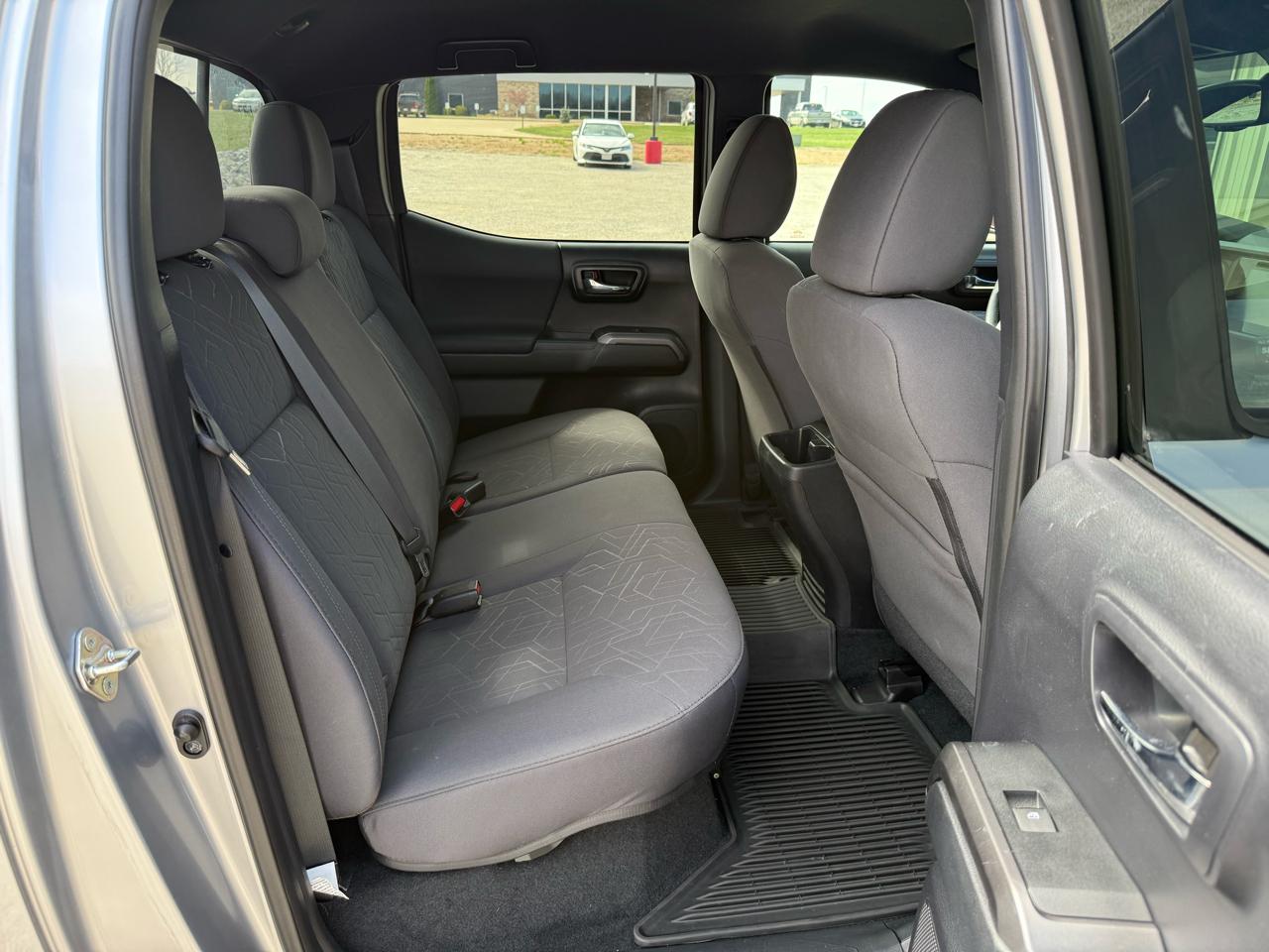 Toyota Tacoma SR Dbl Cab 4WD V6 at 2018