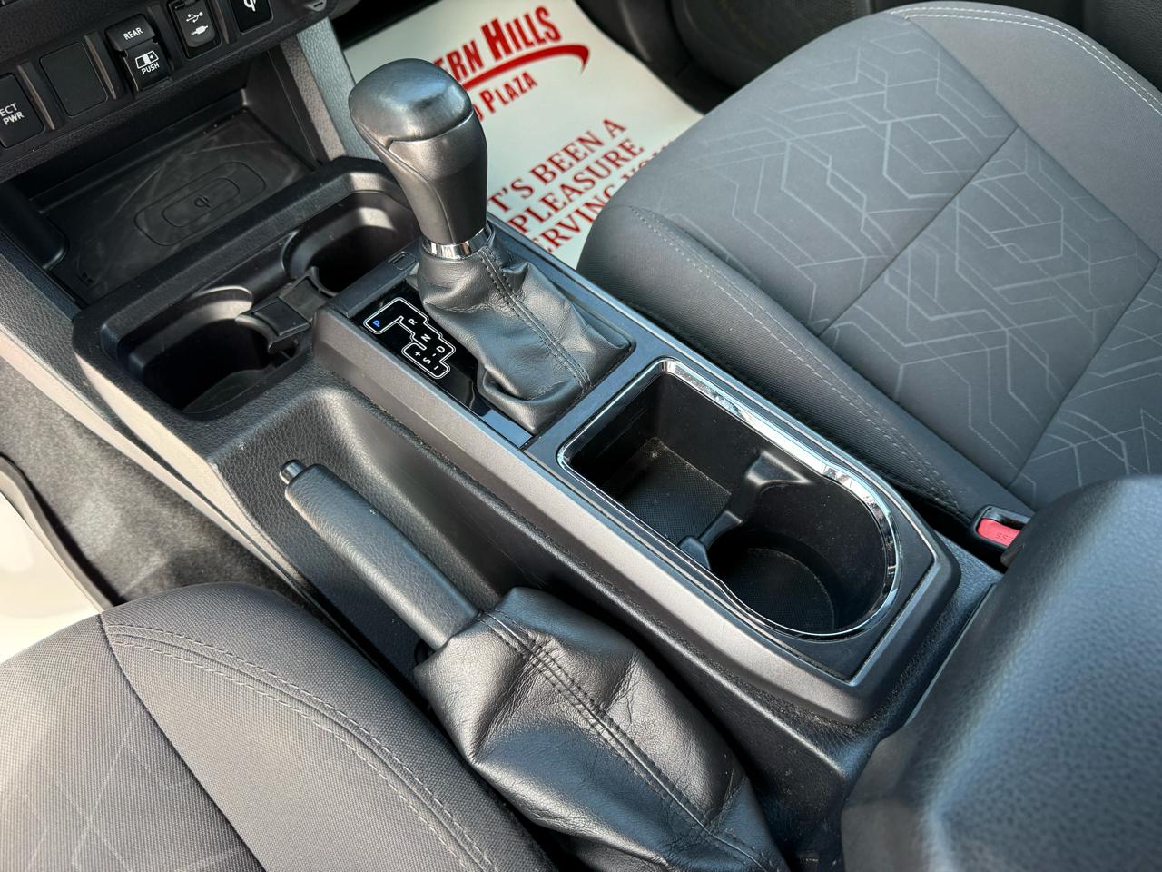 Toyota Tacoma SR Dbl Cab 4WD V6 at 2018