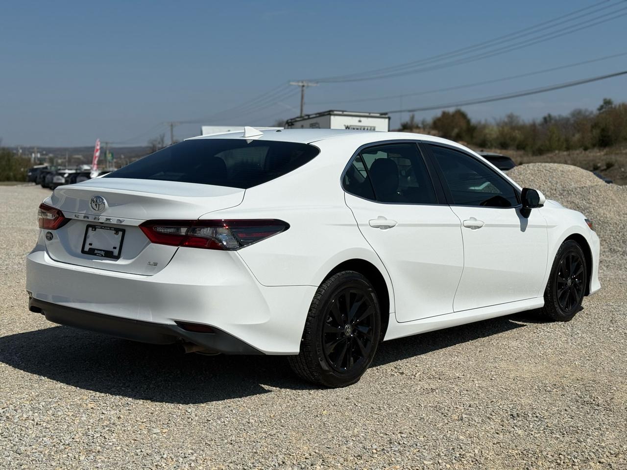 Toyota Camry LE 4D Sedan 2021