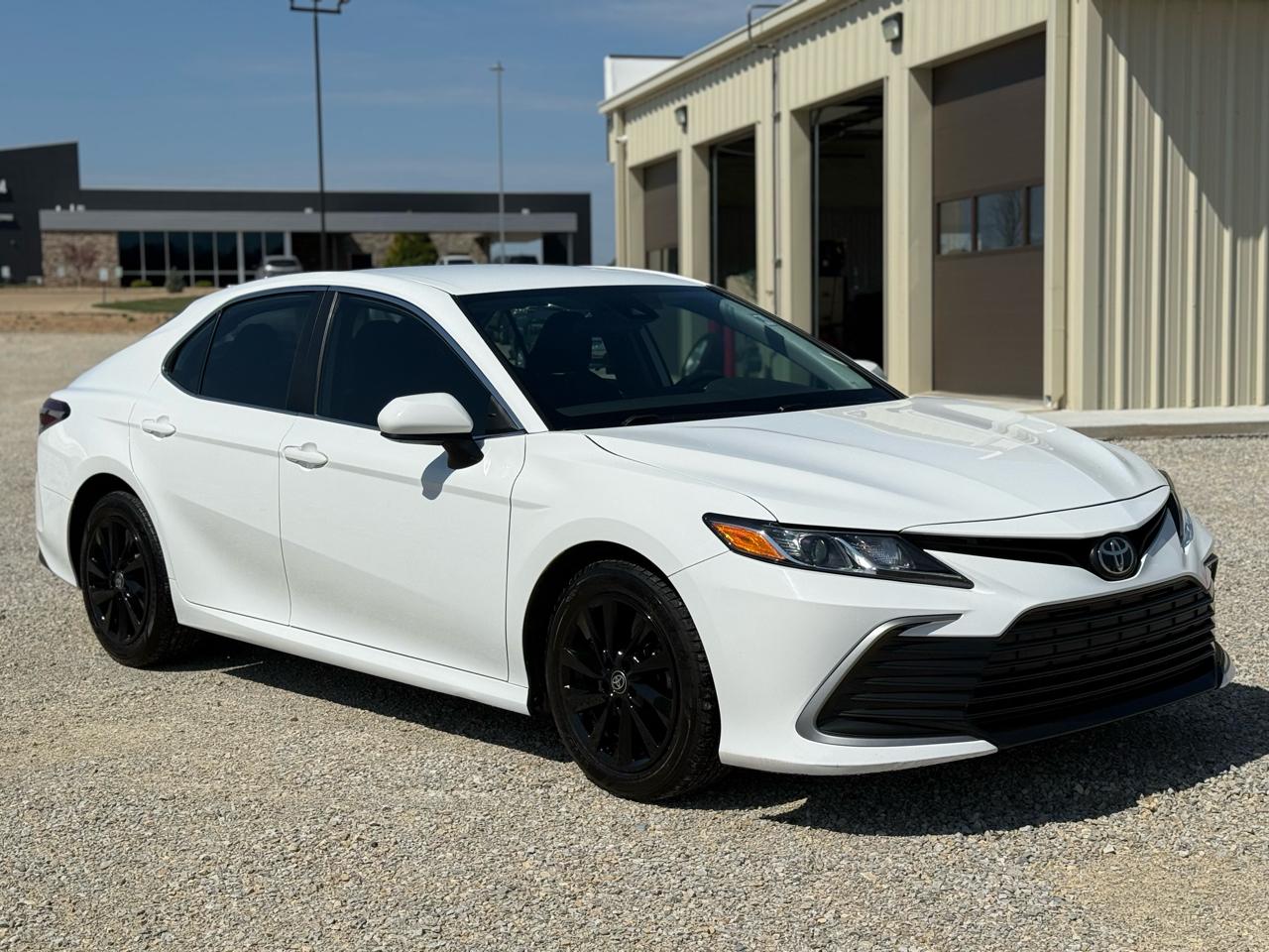 Toyota Camry LE 4D Sedan 2021