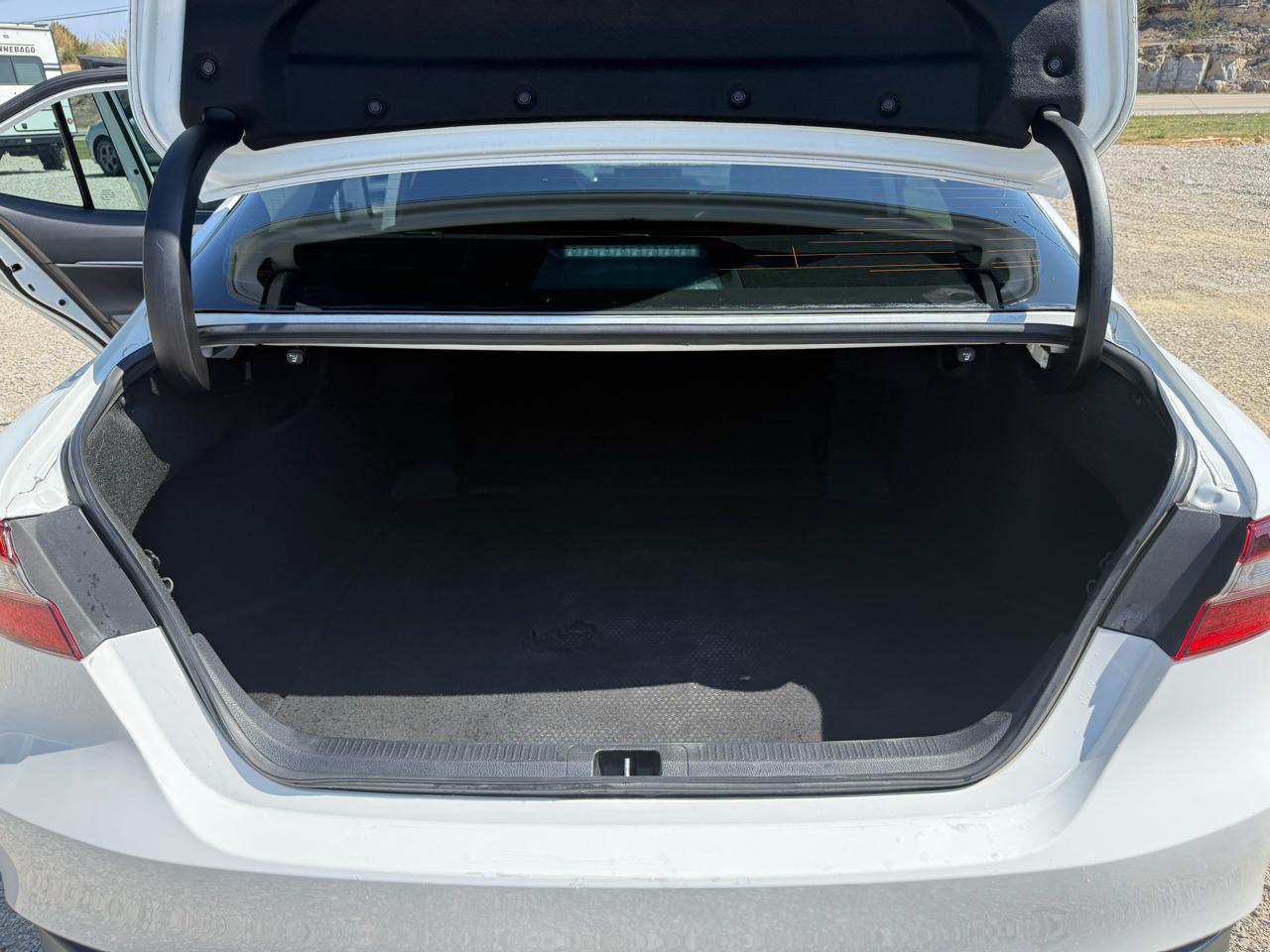 Toyota Camry LE 4D Sedan 2021