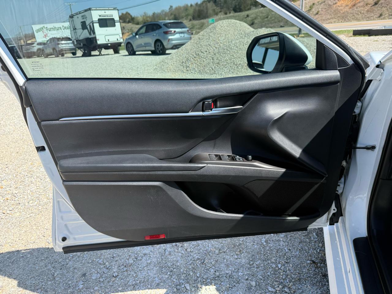 Toyota Camry LE 4D Sedan 2021