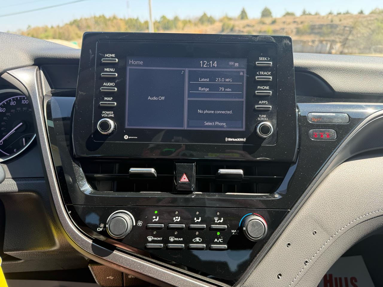 Toyota Camry LE 4D Sedan 2021