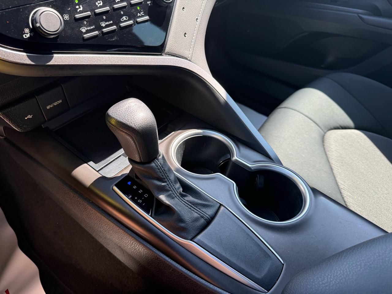 Toyota Camry LE 4D Sedan 2021