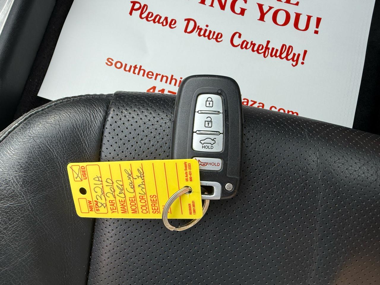 Hyundai Genesis Coupe Base 2D Coupe 3.8 2010