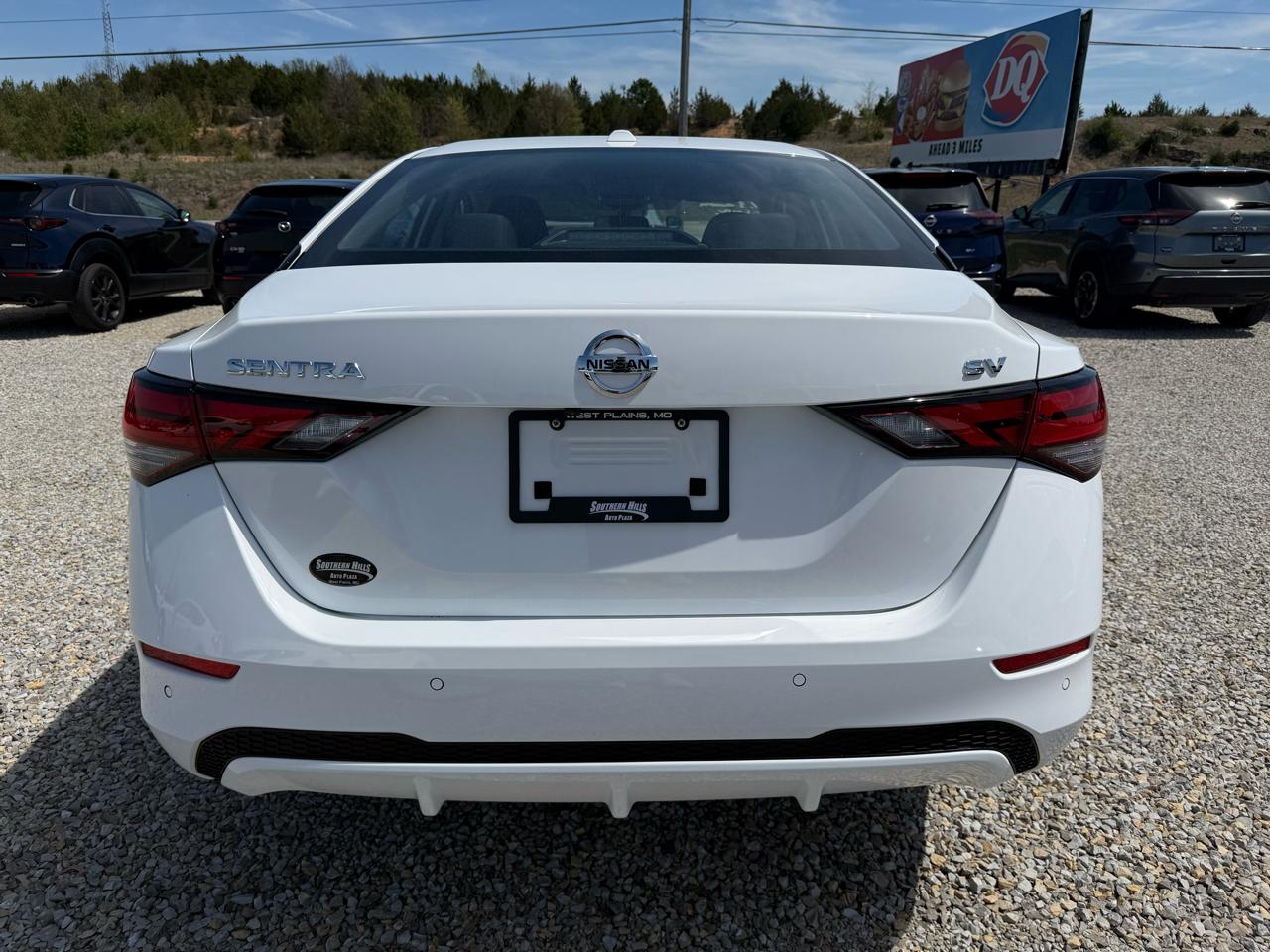Nissan Sentra SV 4D Sedan 2022