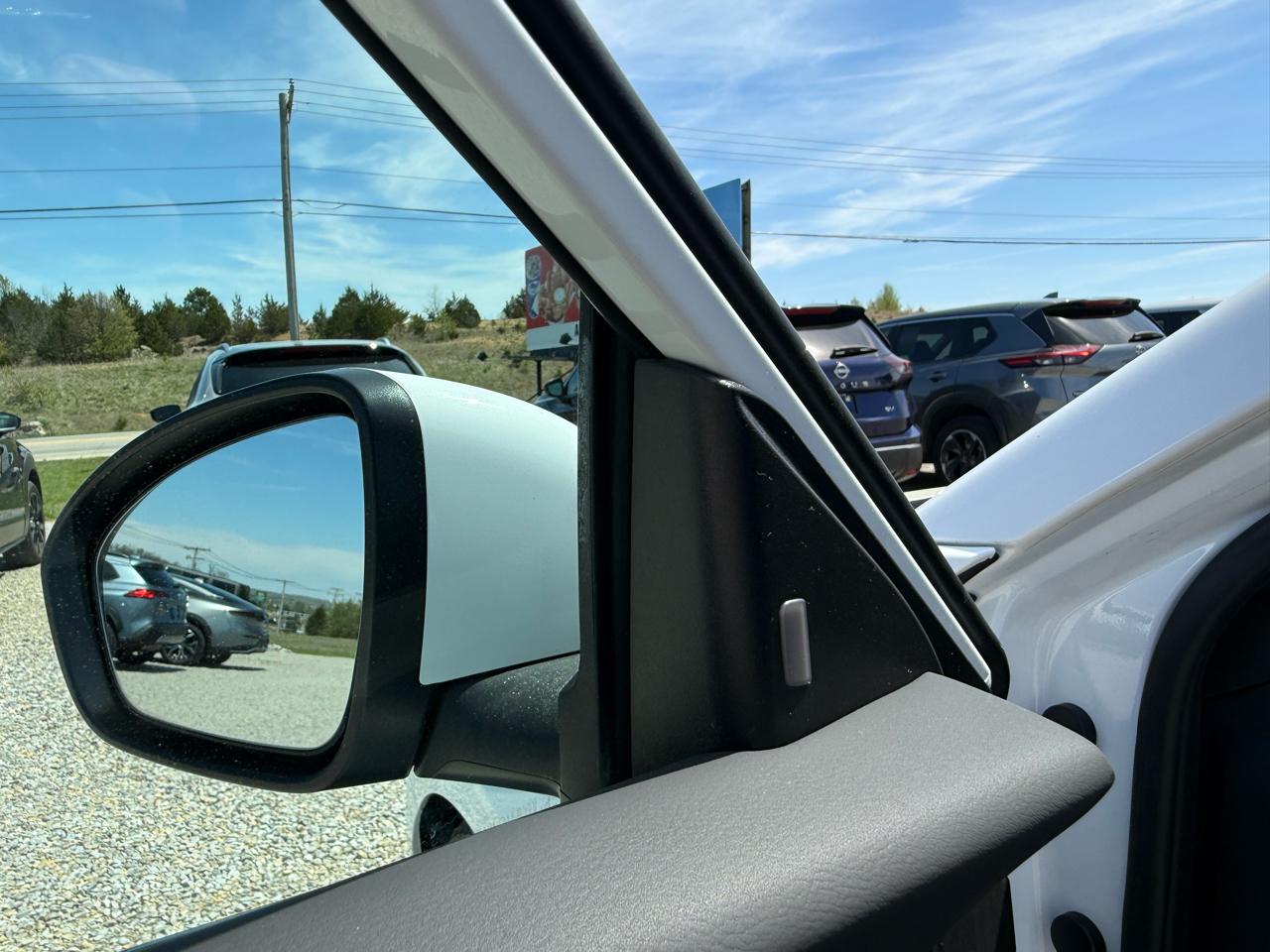 Nissan Sentra SV 4D Sedan 2022