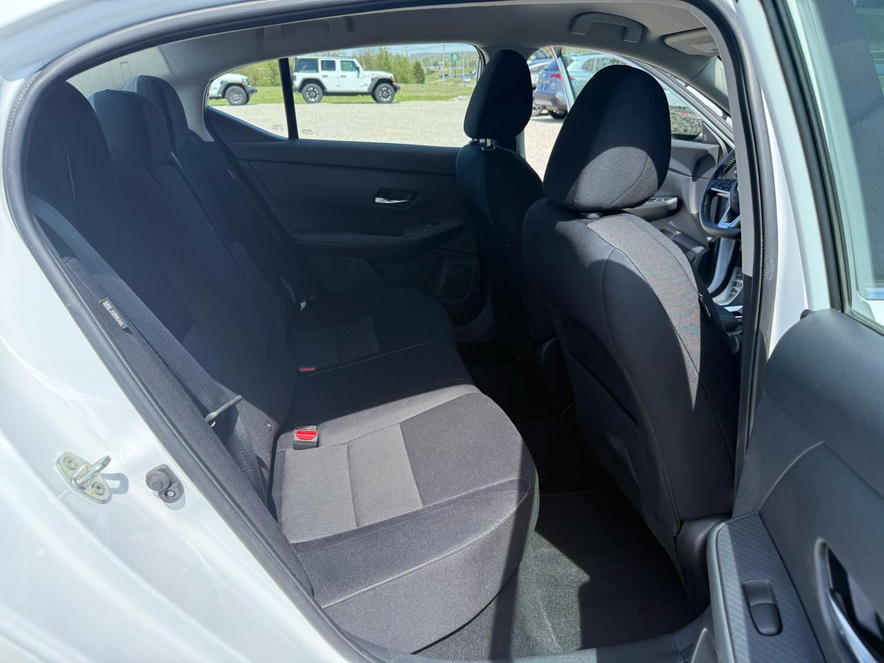 Nissan Sentra SV 4D Sedan 2022