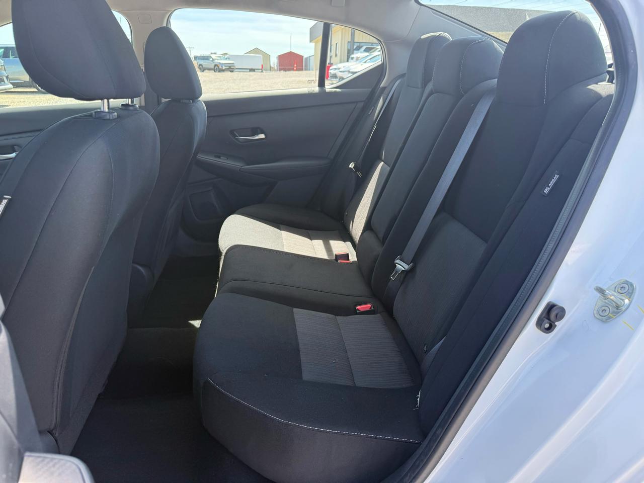 Nissan Sentra SV 4D Sedan 2022