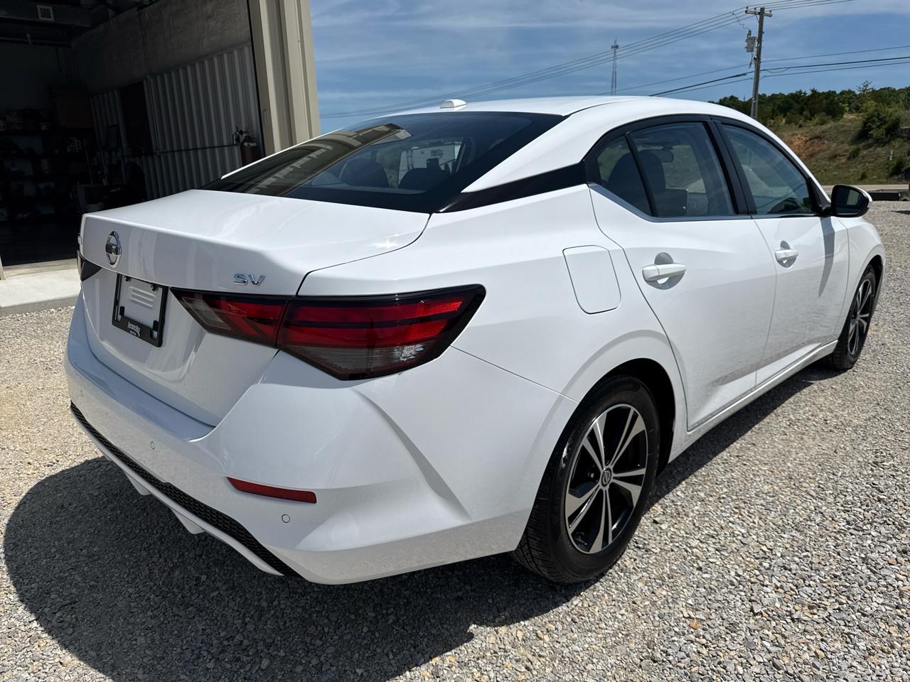 Nissan Sentra SV 4D Sedan 2022