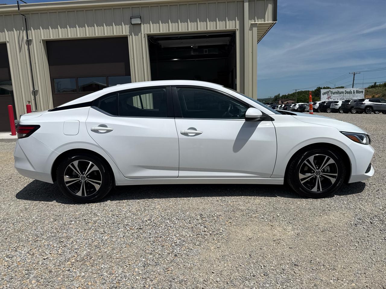 Nissan Sentra SV 4D Sedan 2022