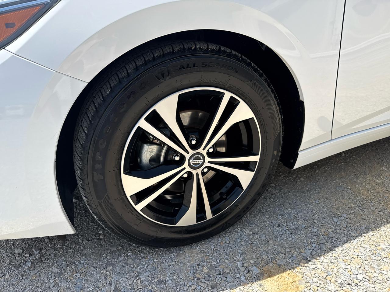 Nissan Sentra SV 4D Sedan 2022