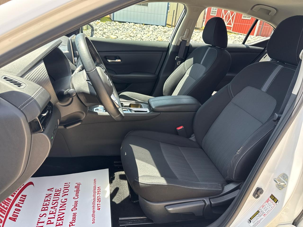 Nissan Sentra SV 4D Sedan 2022
