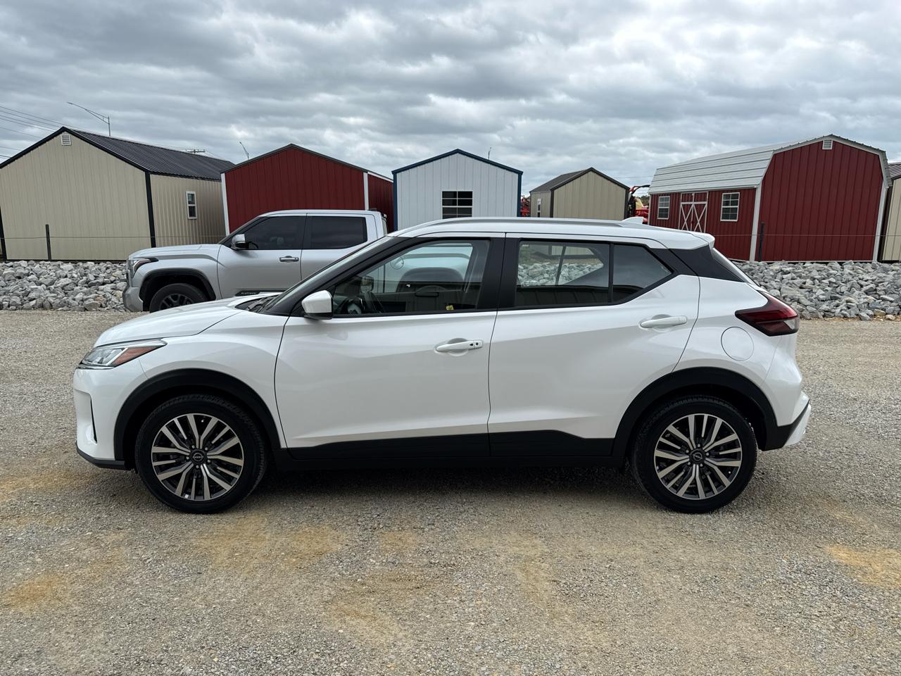 Nissan Kicks SV 4D SUV FWD 2023