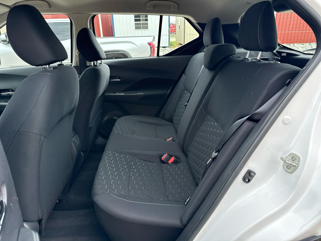 Nissan Kicks SV 4D SUV FWD 2023