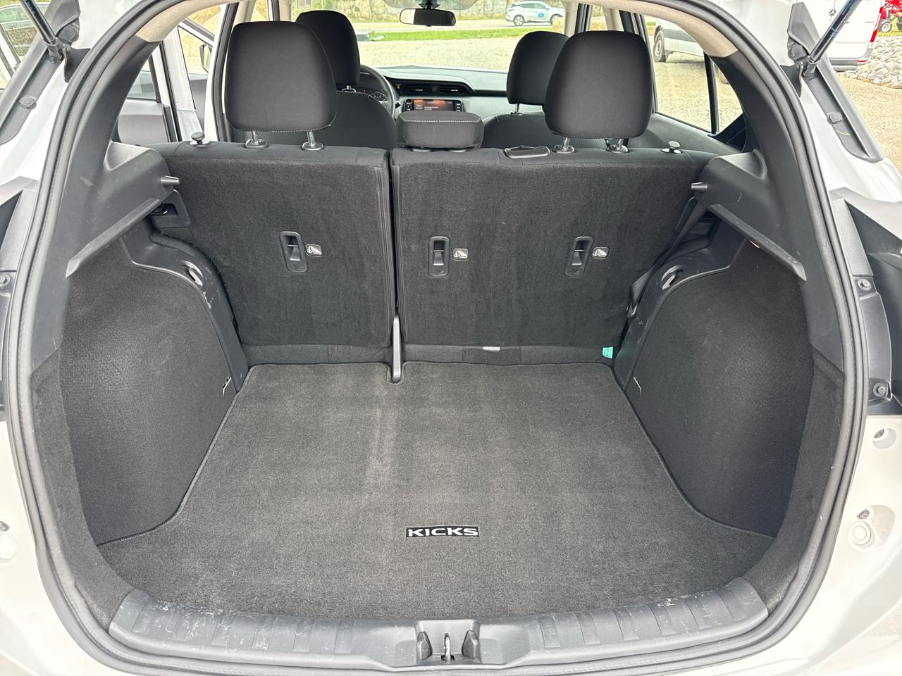 Nissan Kicks SV 4D SUV FWD 2023