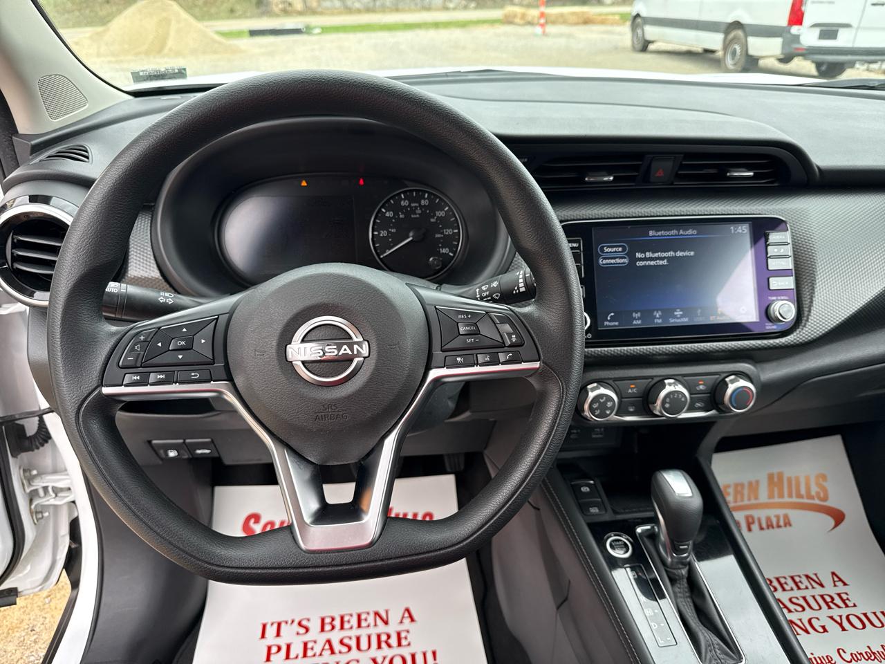 Nissan Kicks SV 4D SUV FWD 2023