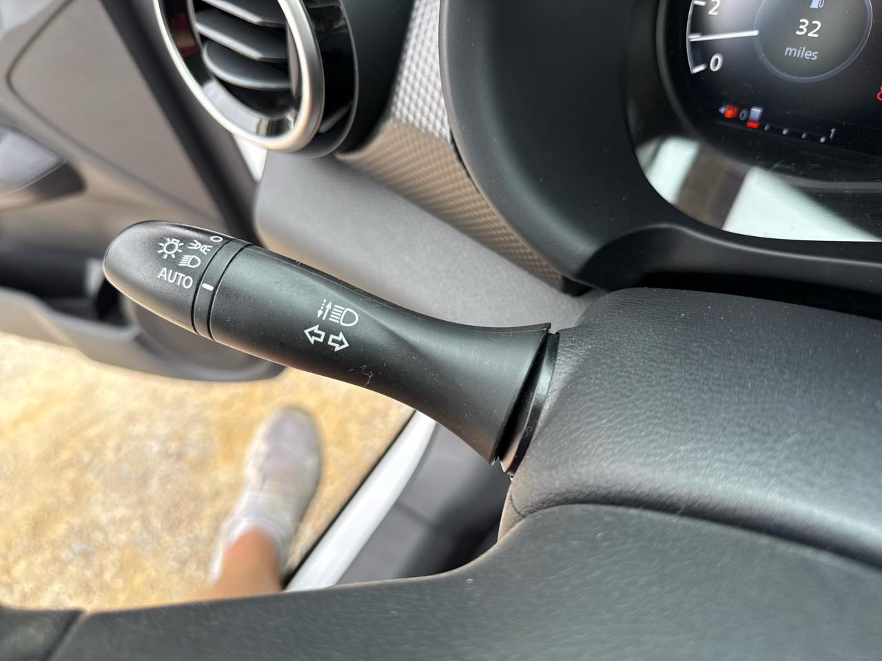 Nissan Kicks SV 4D SUV FWD 2023