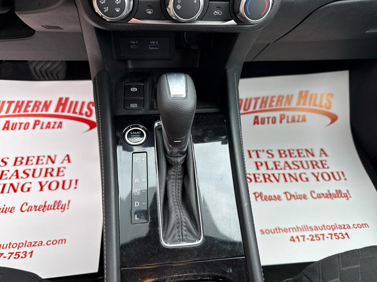 Nissan Kicks SV 4D SUV FWD 2023