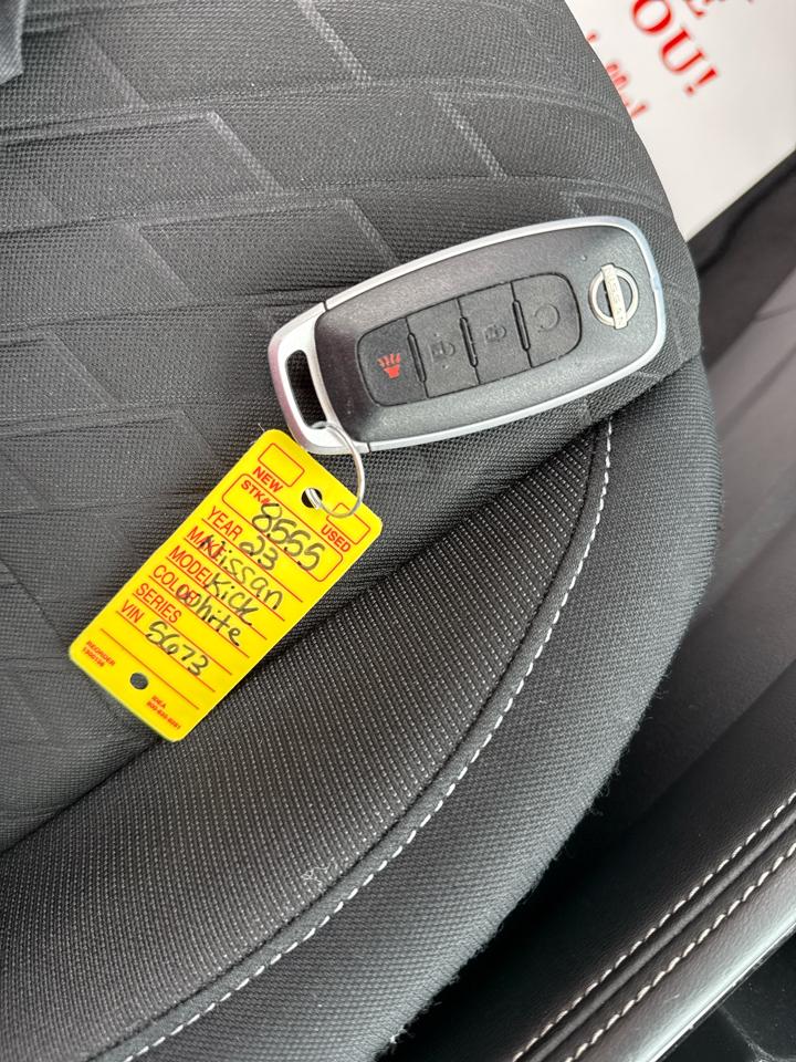 Nissan Kicks SV 4D SUV FWD 2023