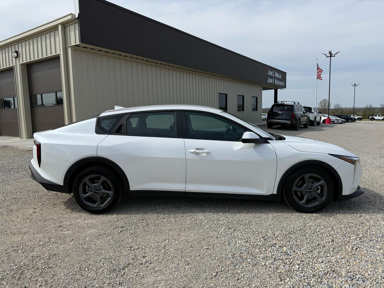 Kia K4 LX 4D Sedan FWD 2025