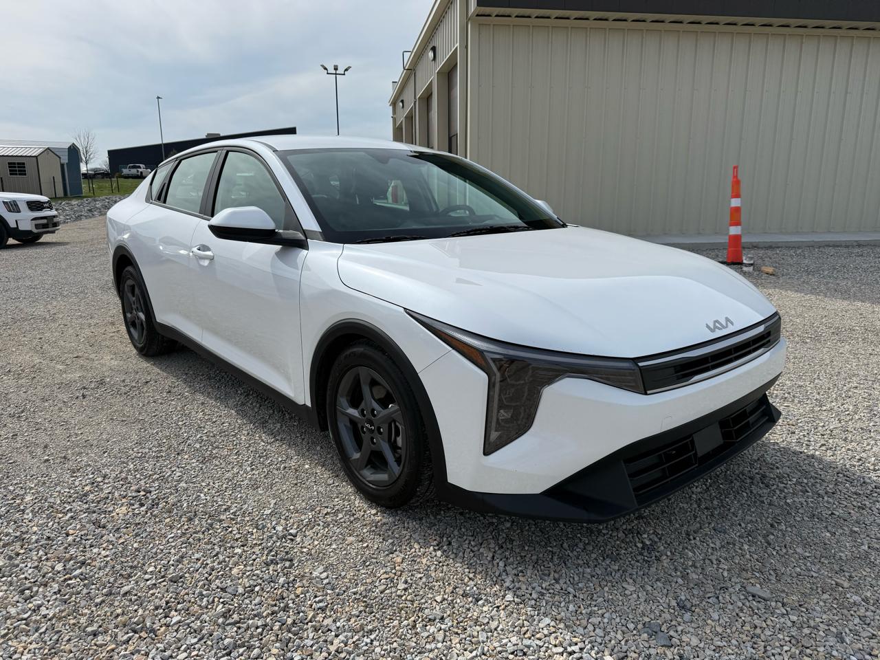 Kia K4 LX 4D Sedan FWD 2025