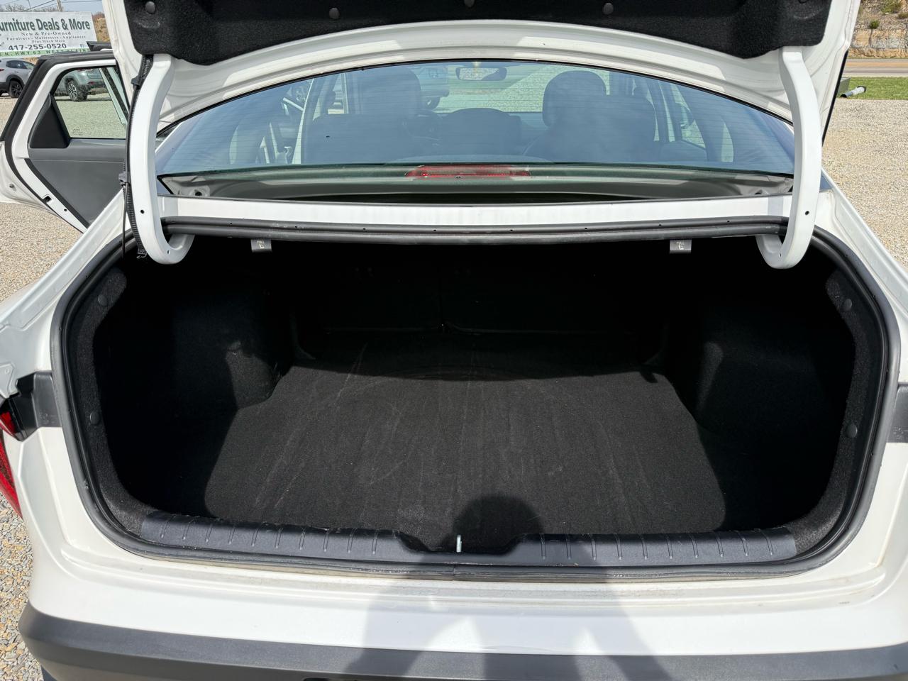 Kia K4 LX 4D Sedan FWD 2025