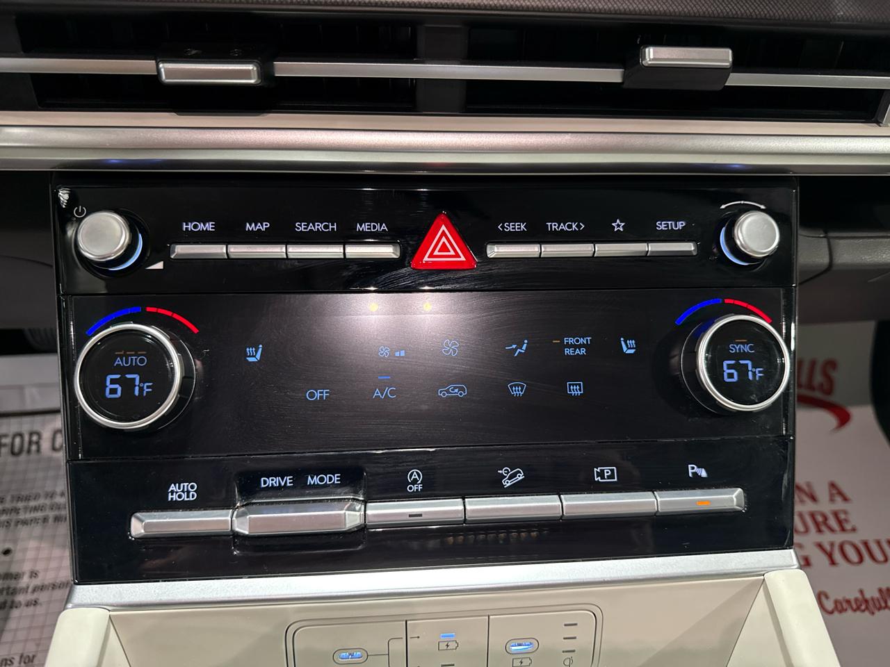 Hyundai Santa Fe SEL 4D SUV FWD 2.5L 2025