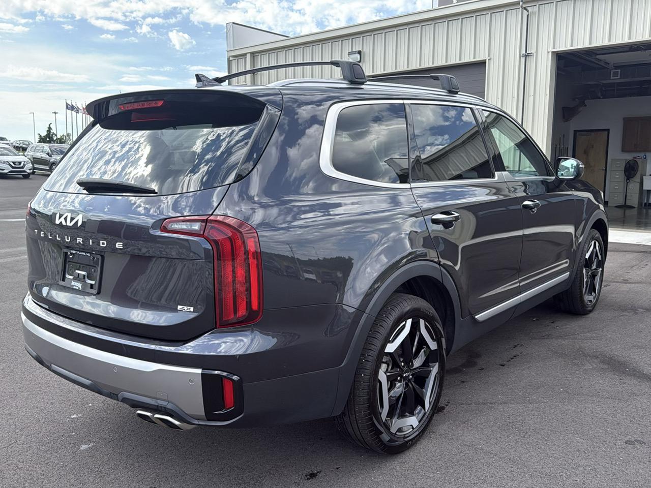 Kia Telluride S 4D SUV AWD 2025