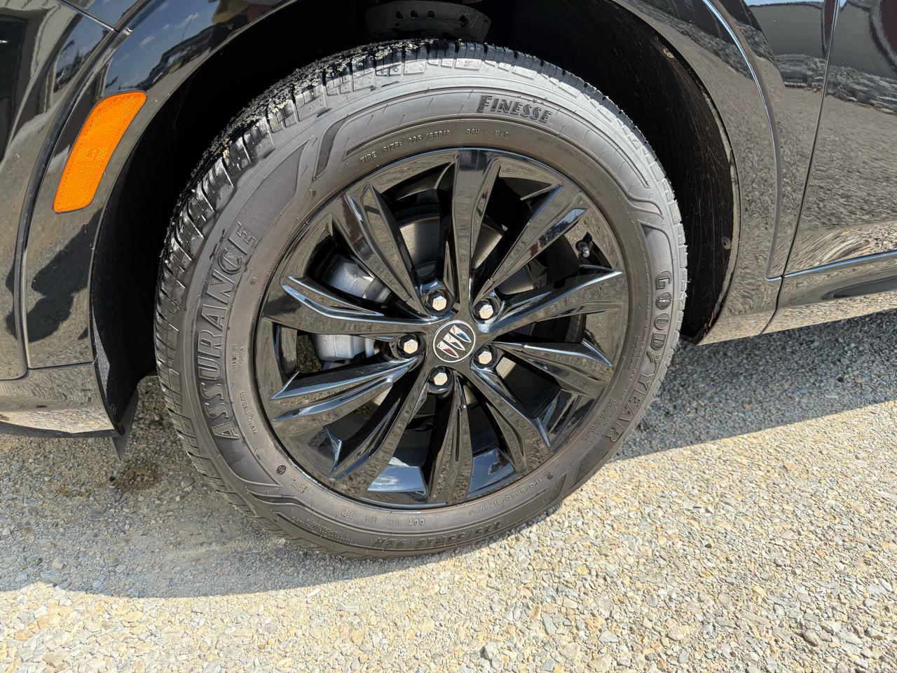 Buick Envista Sport Touring 4D SUV FWD 2024