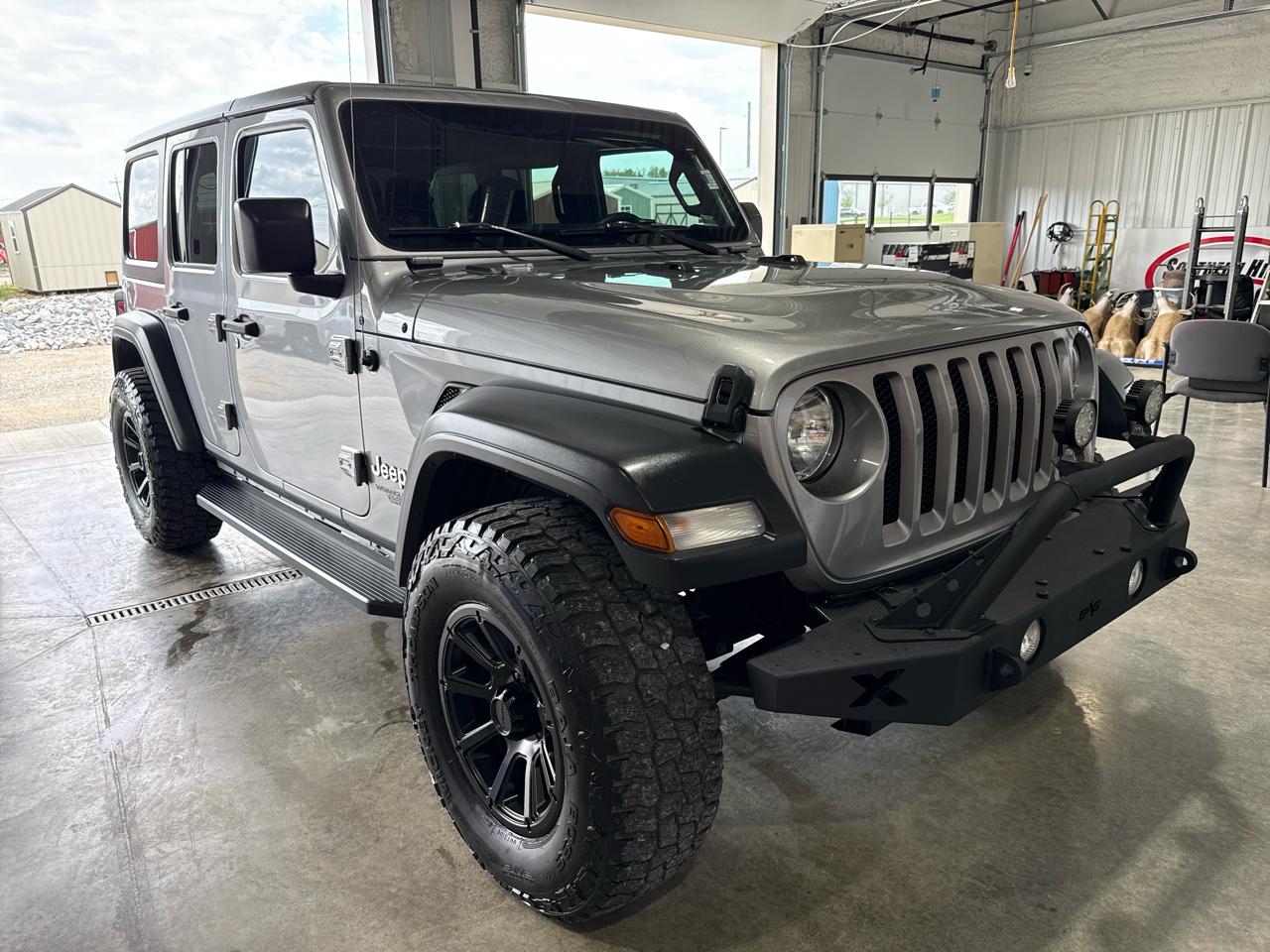Jeep Wrangler Unlimited Sport 4D SUV 4WD 2019