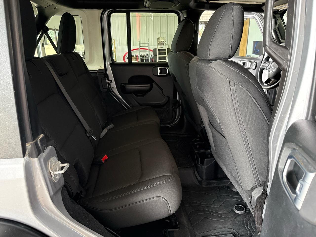 Jeep Wrangler Unlimited Sport 4D SUV 4WD 2019