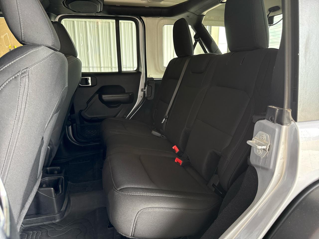 Jeep Wrangler Unlimited Sport 4D SUV 4WD 2019