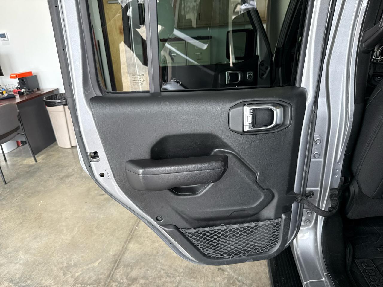 Jeep Wrangler Unlimited Sport 4D SUV 4WD 2019