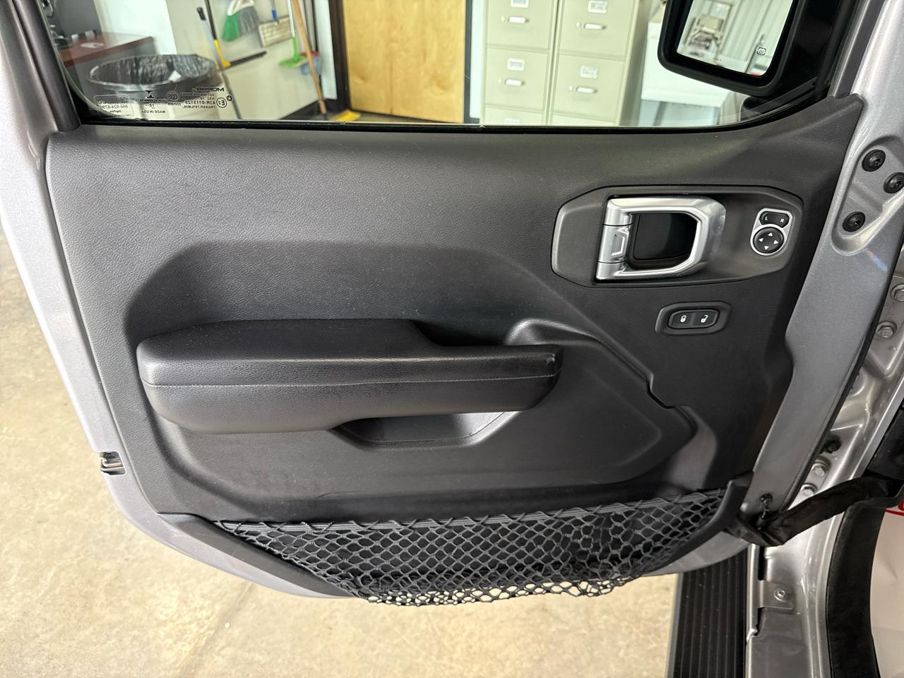 Jeep Wrangler Unlimited Sport 4D SUV 4WD 2019