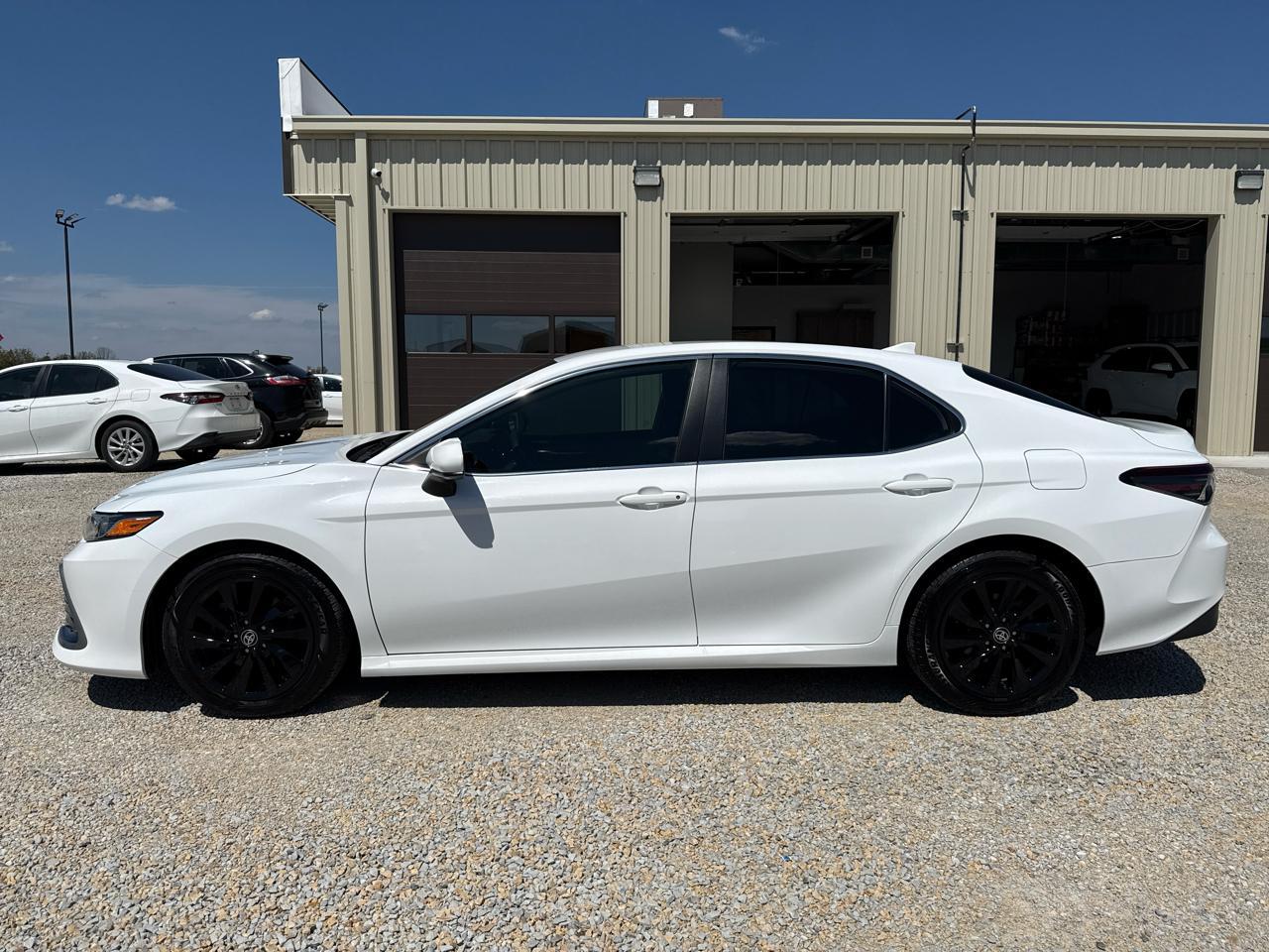 Toyota Camry LE 4D Sedan 2021