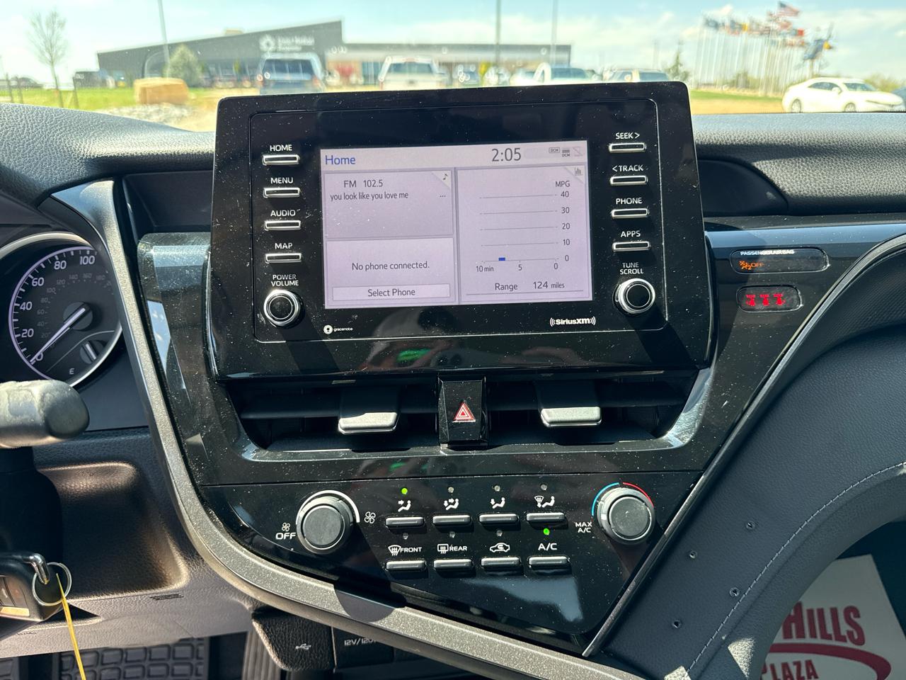 Toyota Camry LE 4D Sedan 2021