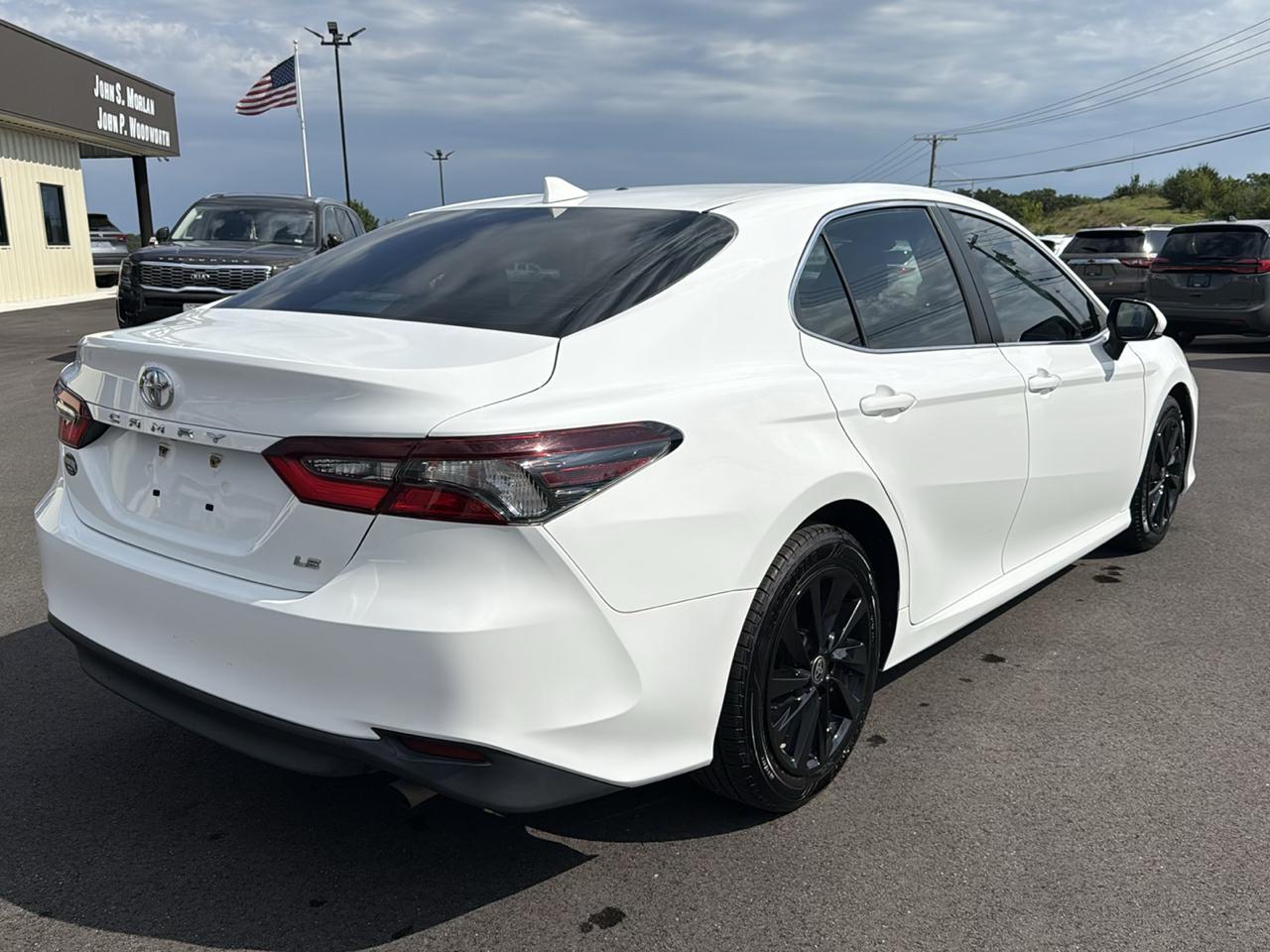 Toyota Camry LE 4D Sedan 2021