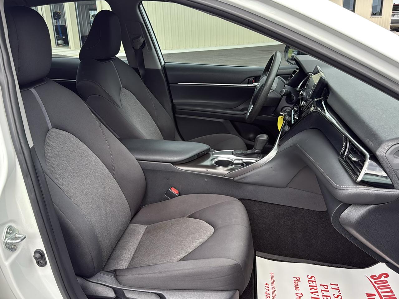 Toyota Camry LE 4D Sedan 2021