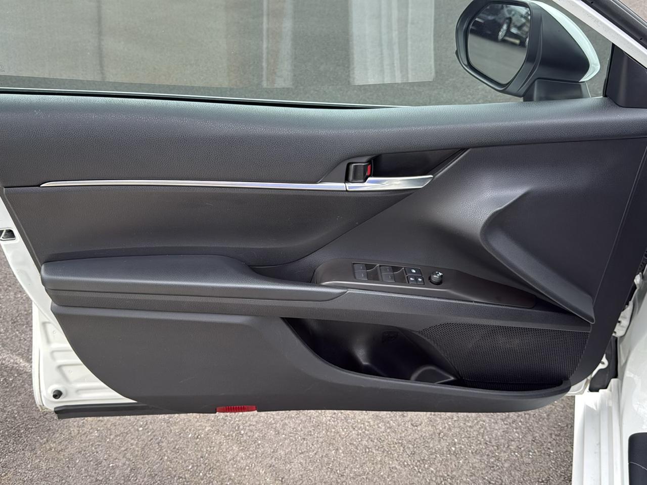 Toyota Camry LE 4D Sedan 2021