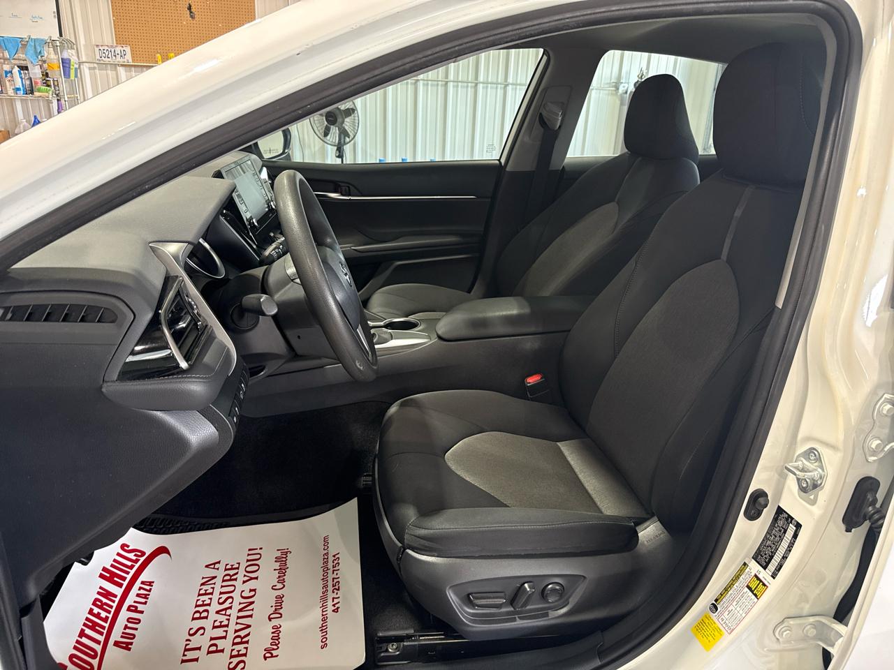 Toyota Camry LE 4D Sedan 2021