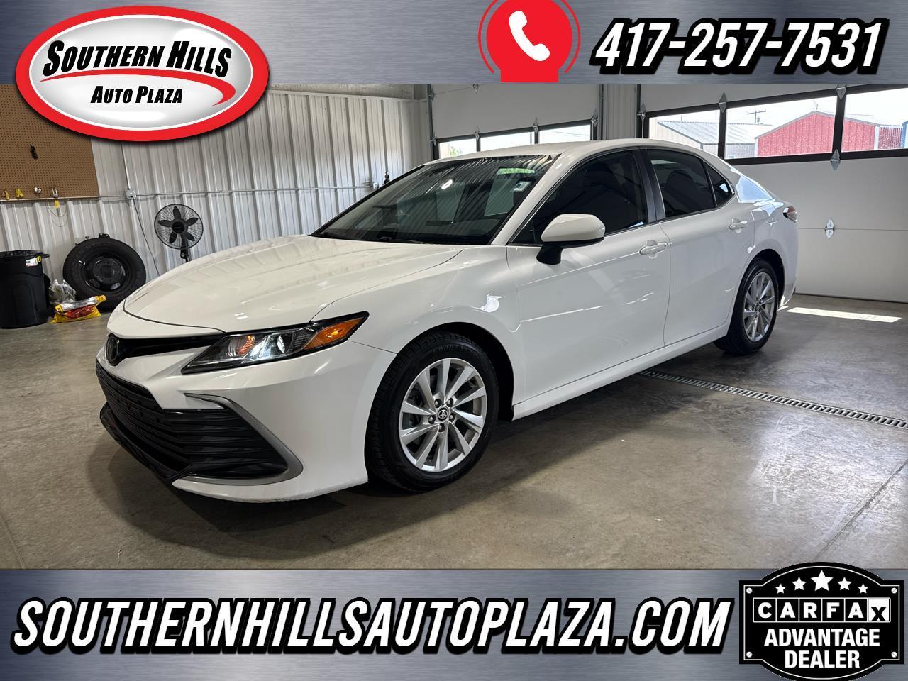 Toyota Camry LE 4D Sedan 2021