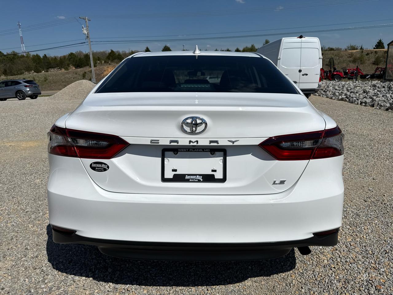 Toyota Camry LE 4D Sedan 2021