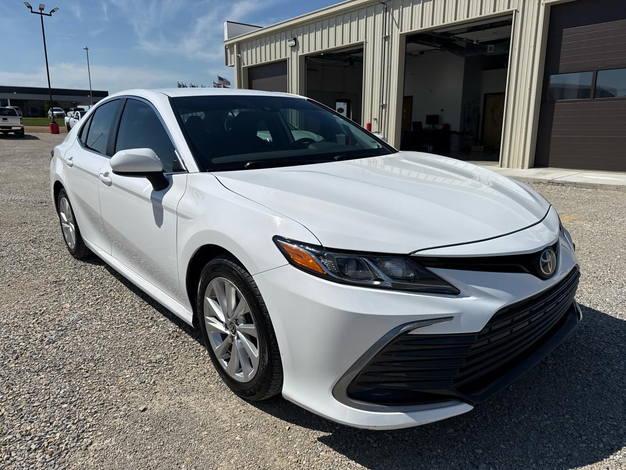Toyota Camry LE 4D Sedan 2021
