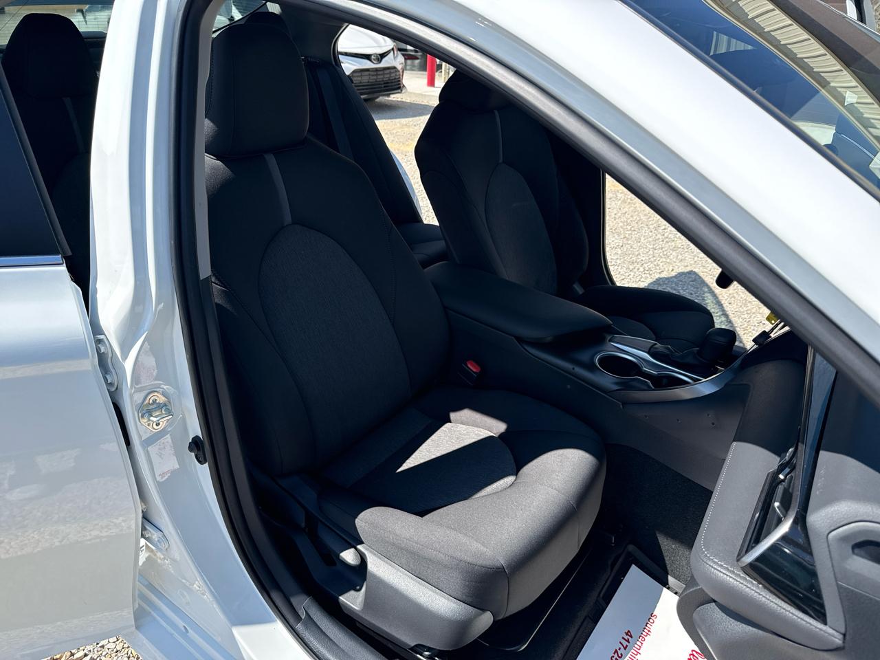 Toyota Camry LE 4D Sedan 2021