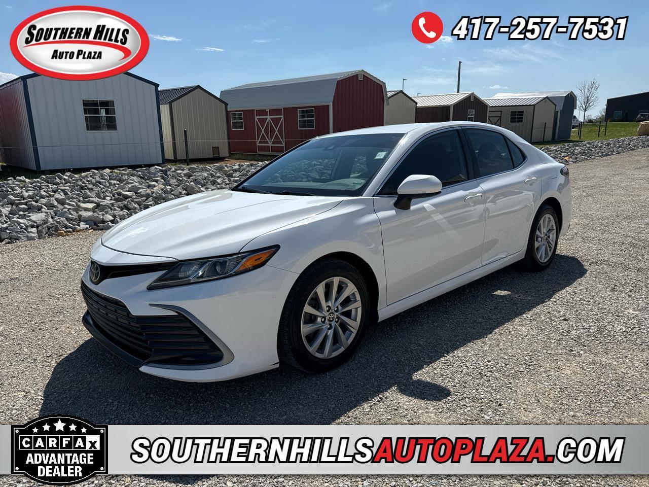 2021 Toyota Camry LE 4D Sedan