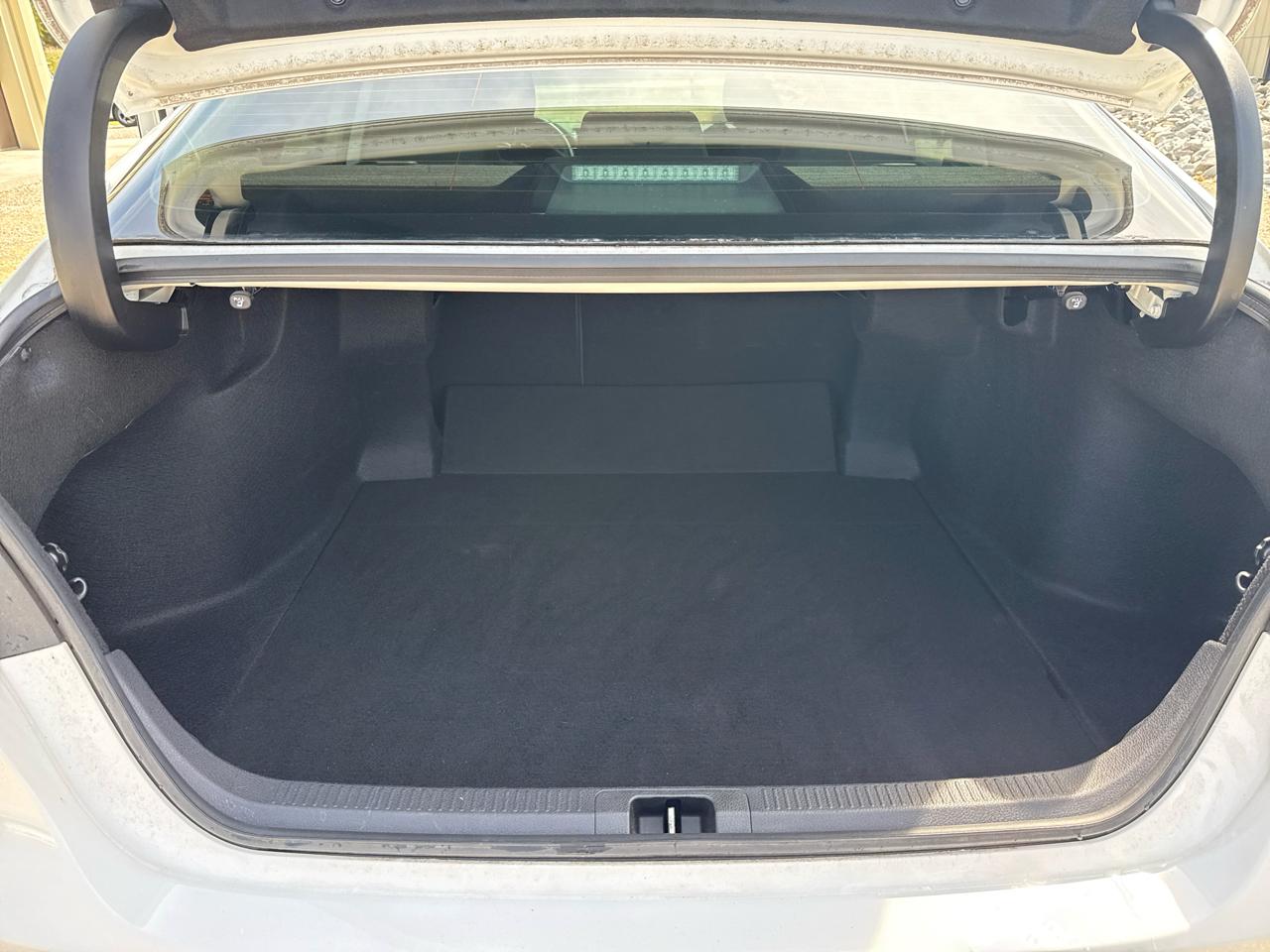 Toyota Camry LE 4D Sedan 2021