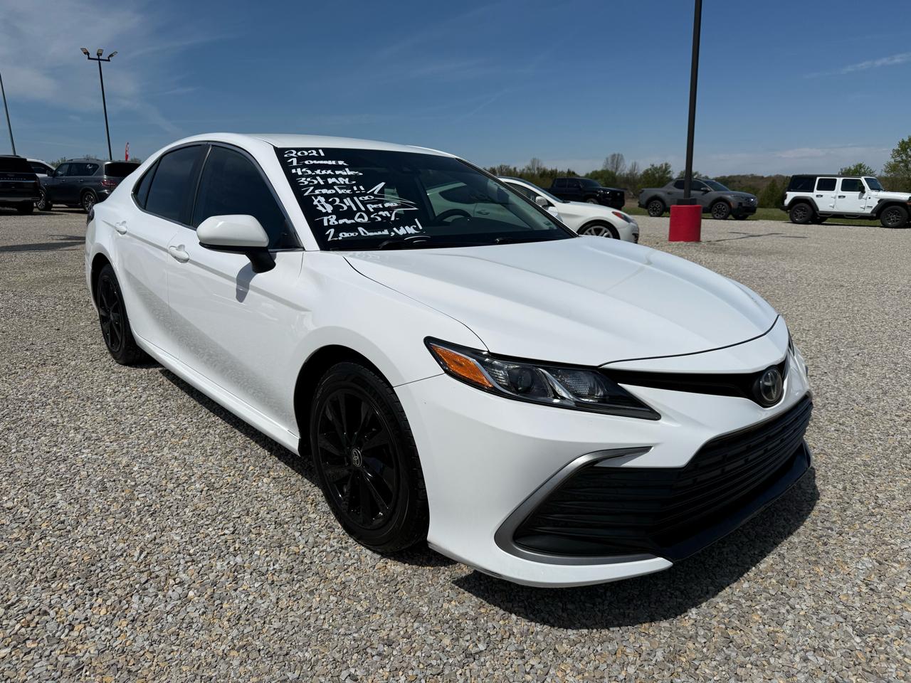 Toyota Camry LE 4D Sedan 2021